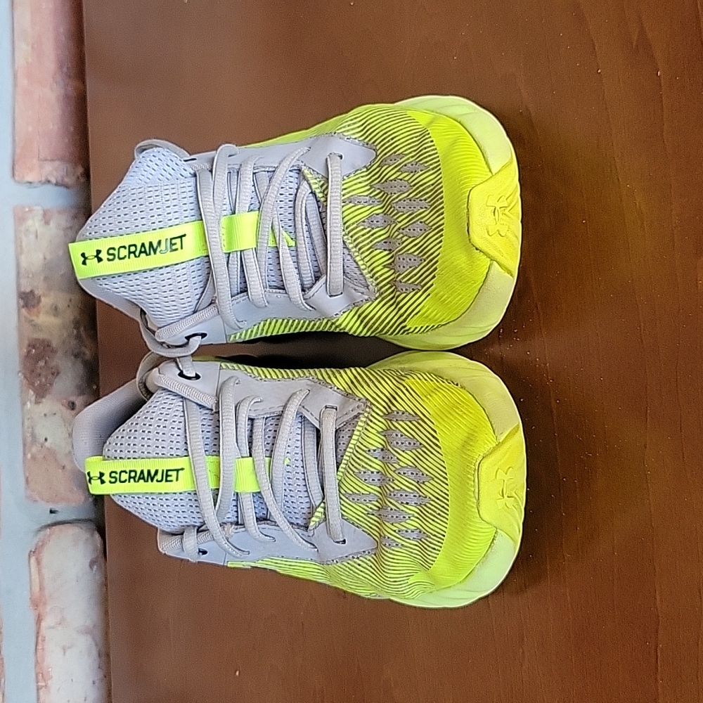 Under Armour Youth Scramjet Shoes
